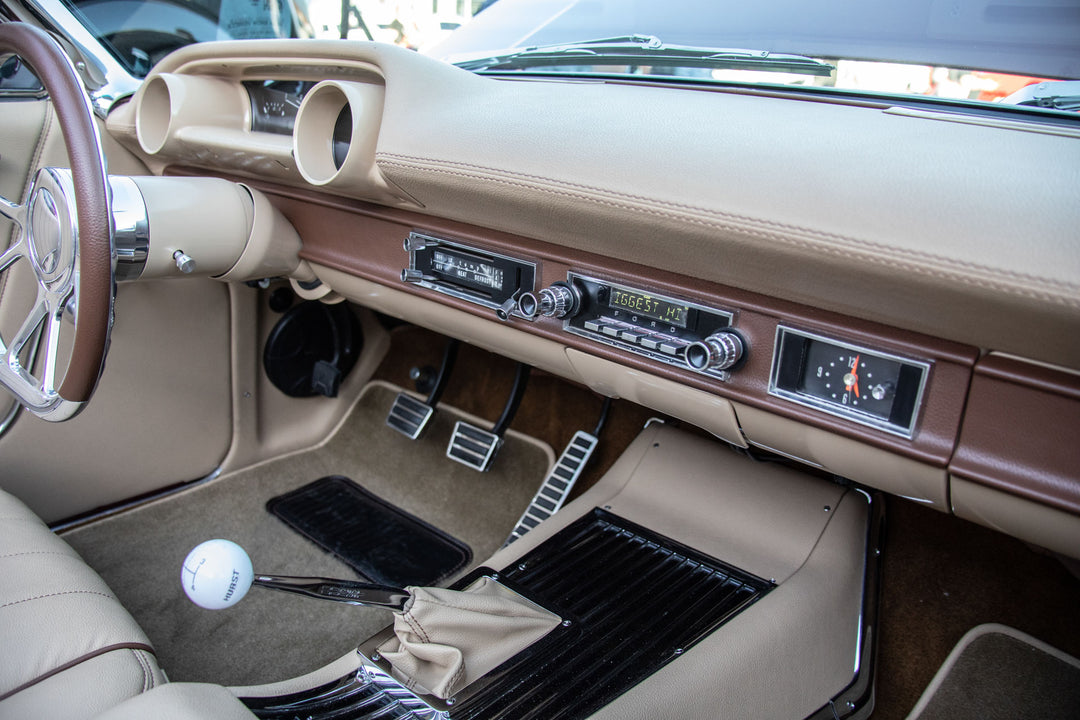 1963-1965 Ford Galaxie Redondo RS Radio – Retro Manufacturing